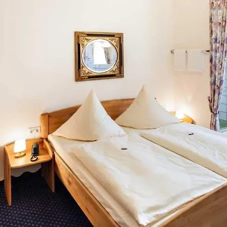 Weber Hotel Colonia